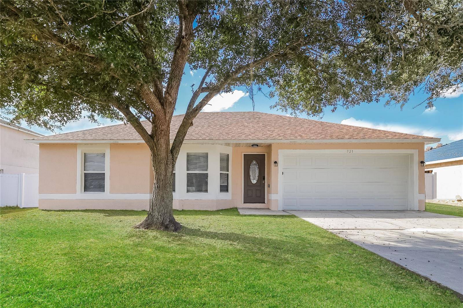 Kissimmee, FL 34759,721 PALAISEAU CT