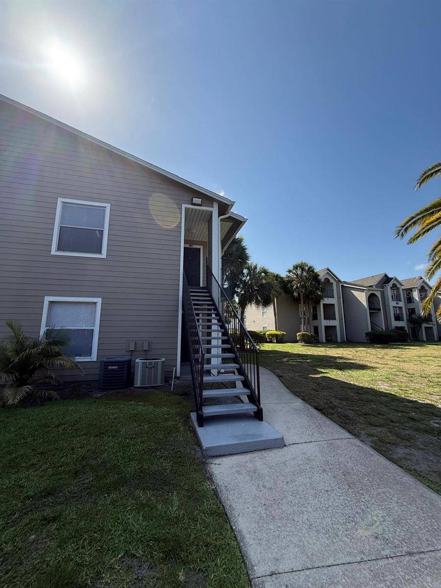 Orlando, FL 32811,4772 WALDEN CIR #228