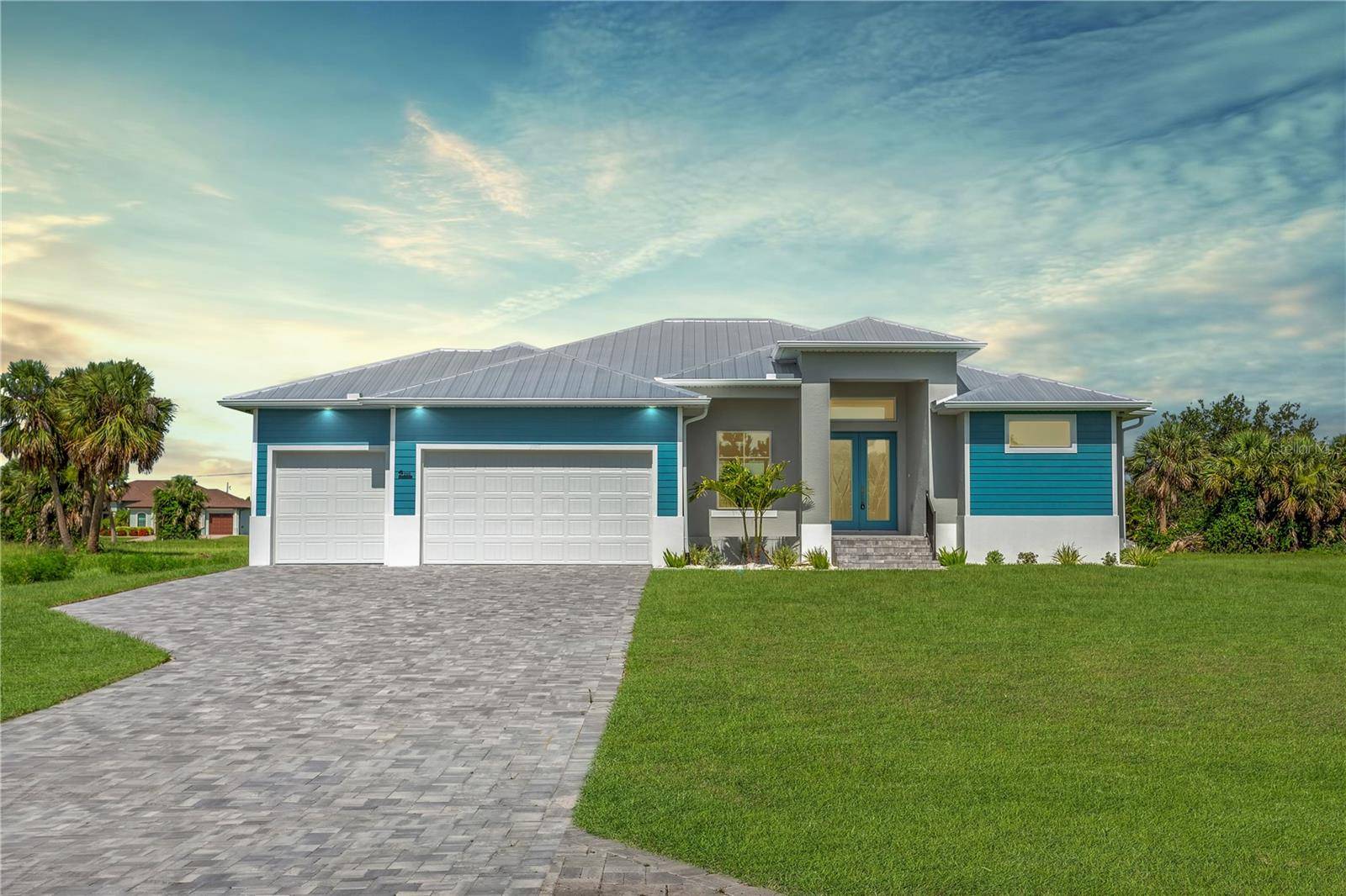 Rotonda West, FL 33947,205 ROTONDA BLVD S