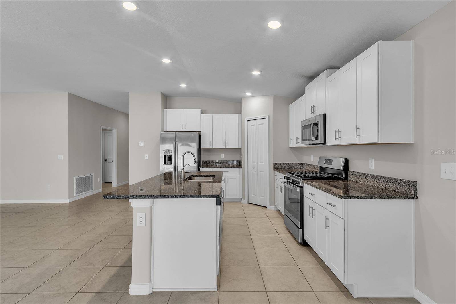 Riverview, FL 33578,10357 SCARLET SKIMMER DR