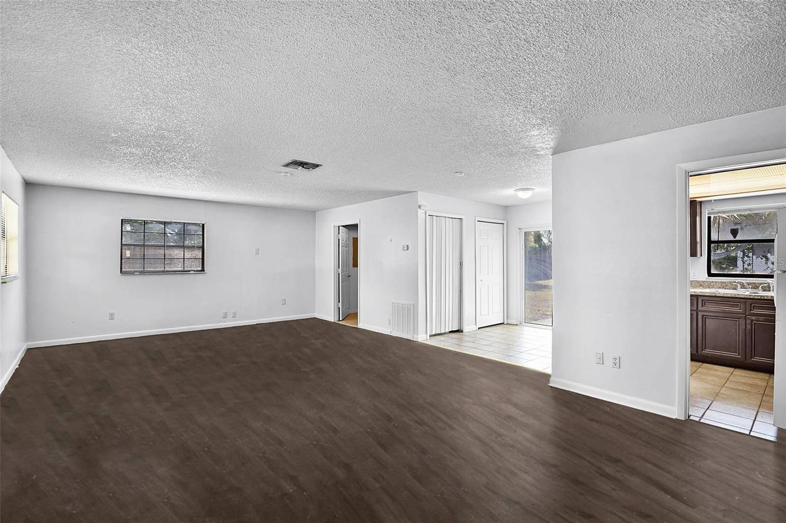 Orlando, FL 32808,4224 COLONY WAY