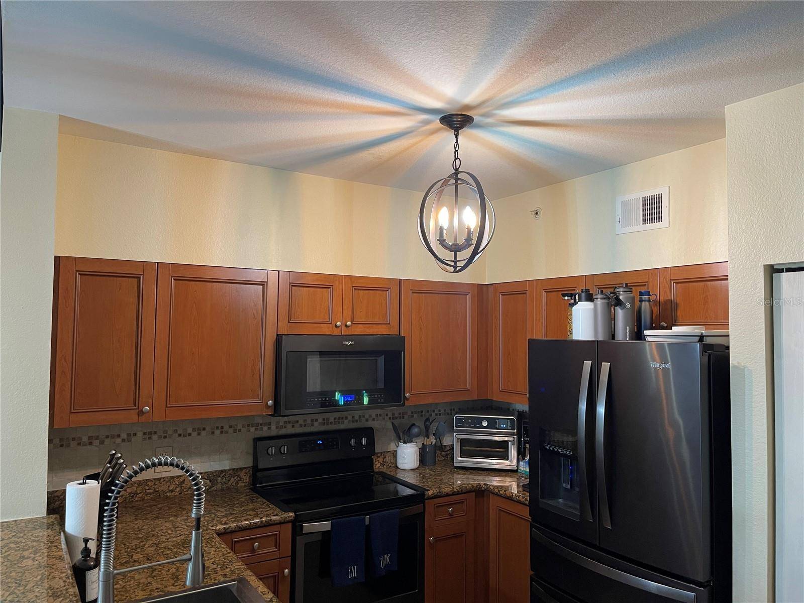 Estero, FL 33928,20310 ESTERO GARDENS CIR #203