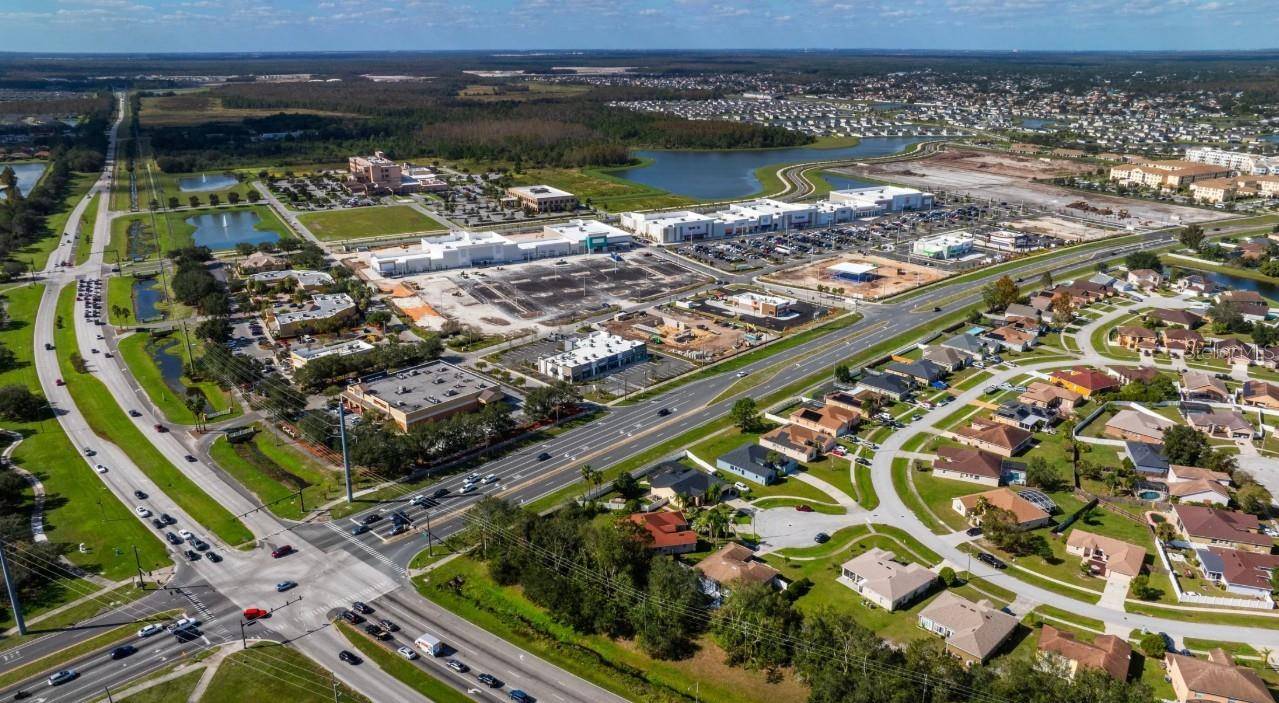 Poinciana, FL 34759,3884 BLUETHREAD WAY