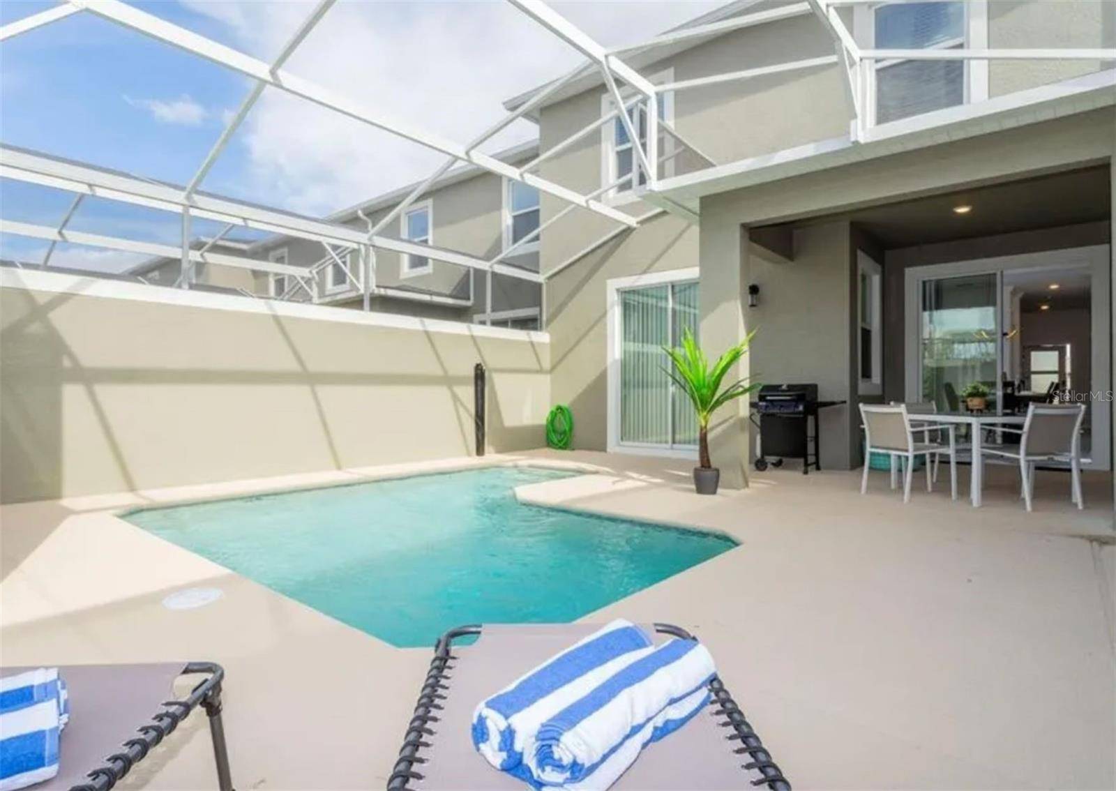 Davenport, FL 33896,984 LEADER ST