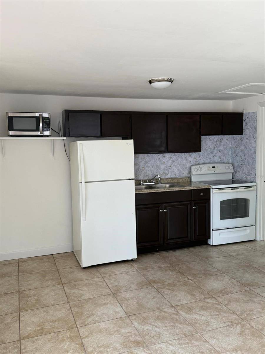 Lake Wales, FL 33859,4718 WALES ST