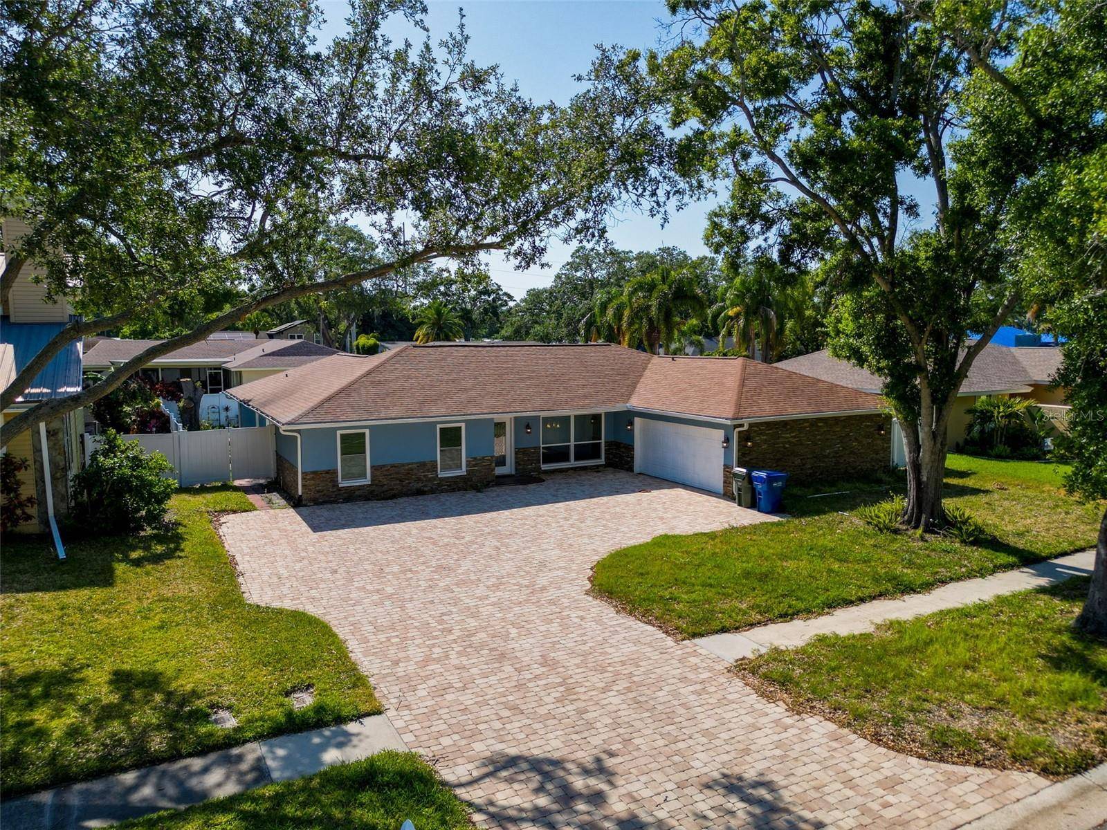 Clearwater, FL 33764,1975 ARVIS CIR W
