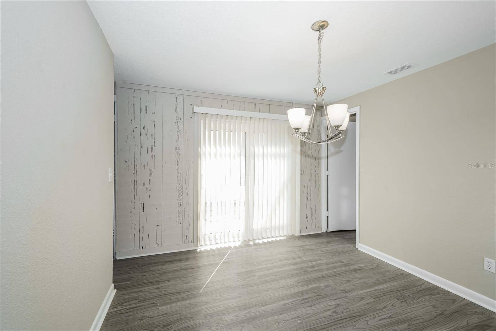 Lakeland, FL 33813,1729 DOOLEY LN