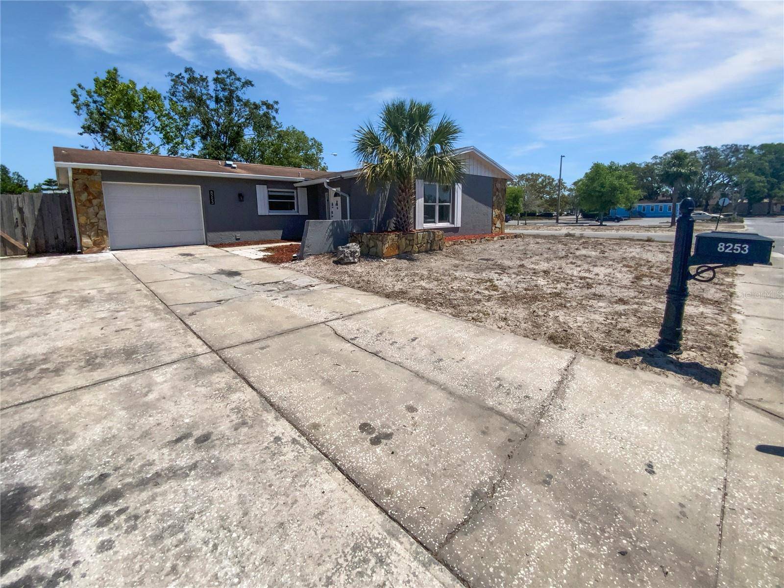 Port Richey, FL 34668,8253 PENWOOD DR