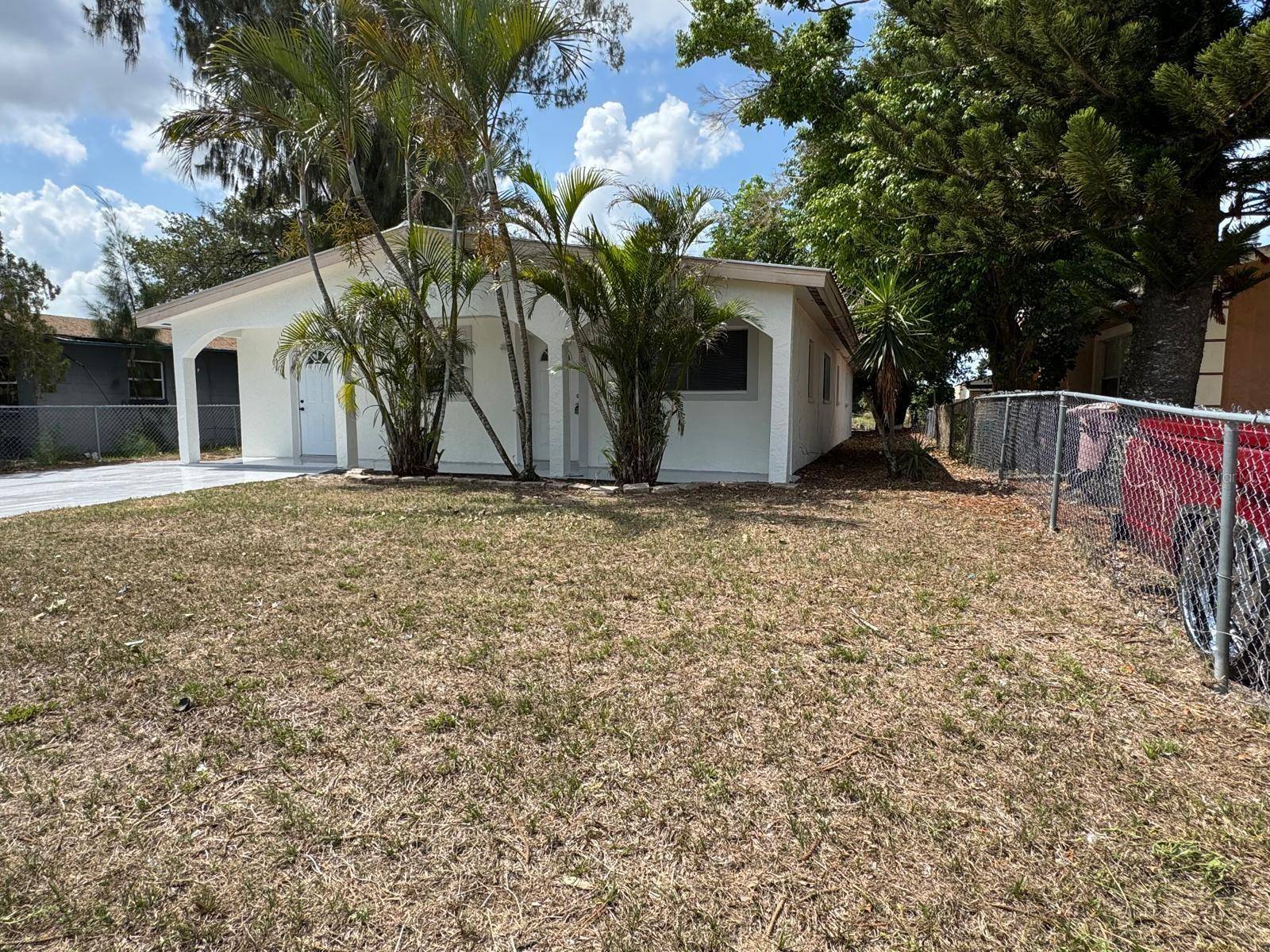 Fort Myers, FL 33916,2938 MARKET ST