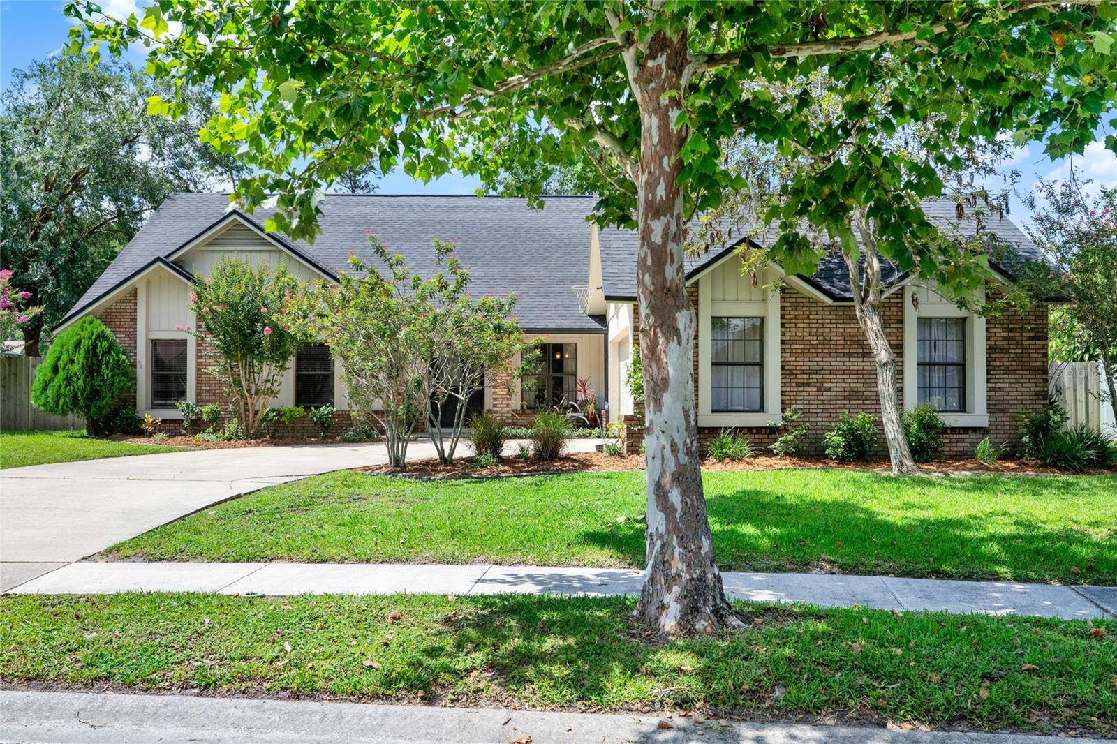 Winter Springs, FL 32708,370 BRUSHWOOD LN