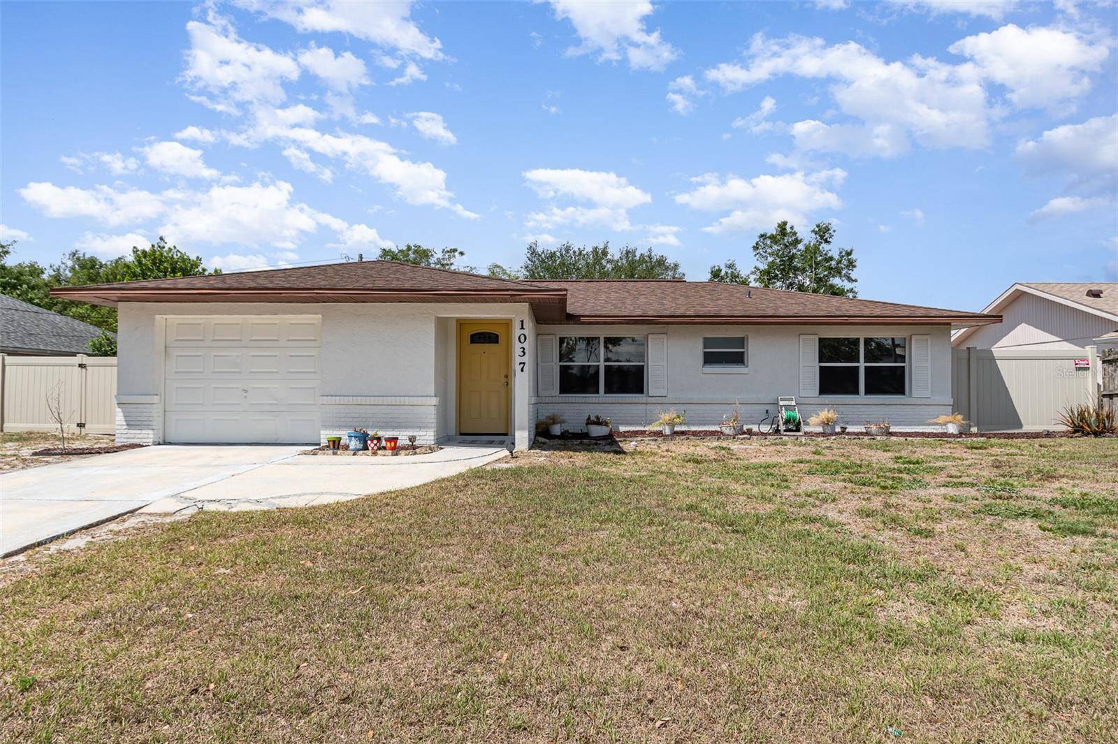 Deltona, FL 32725,1037 ABAGAIL DR