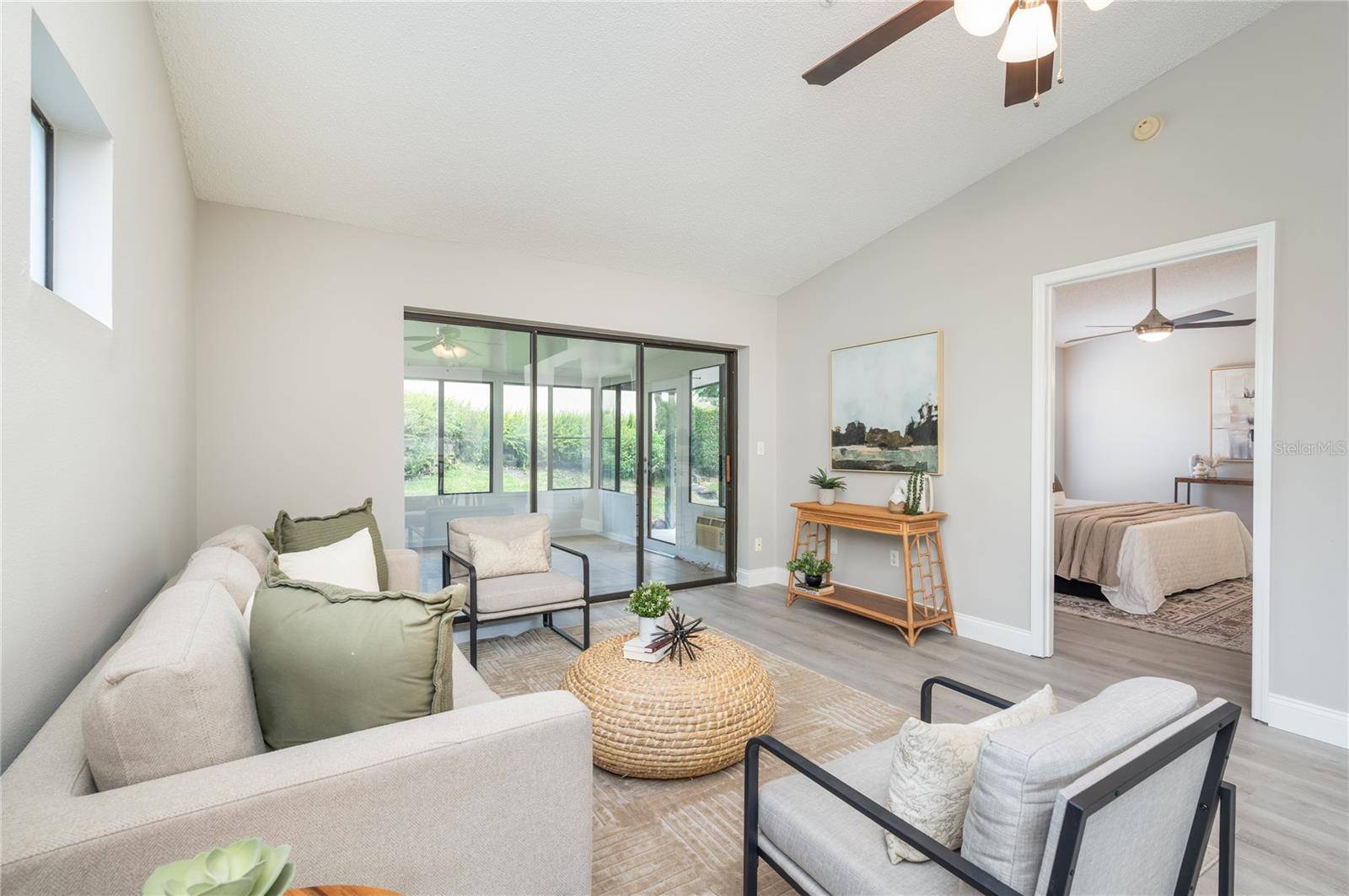 Altamonte Springs, FL 32701,711 SWAN LN