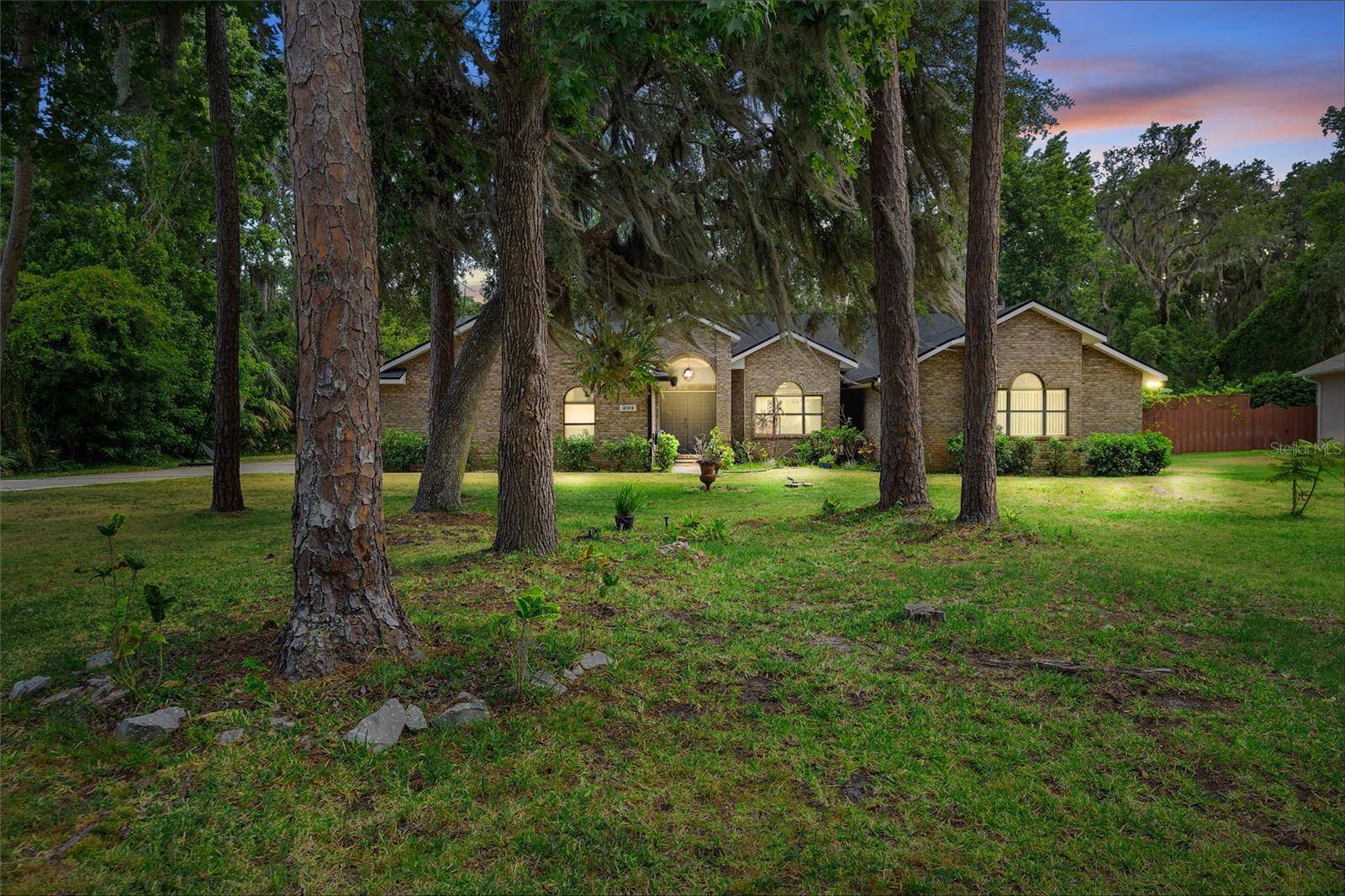 Enterprise, FL 32725,324 OLD MILL RD