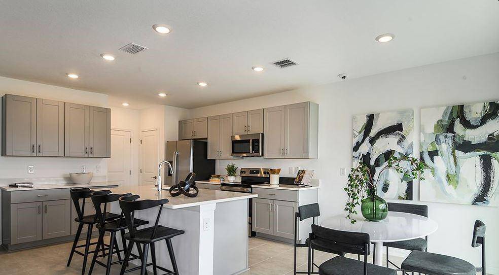 Groveland, FL 34736,7315 CAPSTONE DR