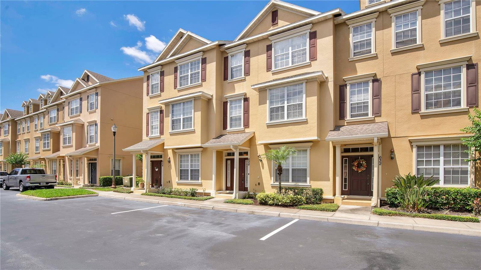 Lake Mary, FL 32746,628 PENSACOLA LN
