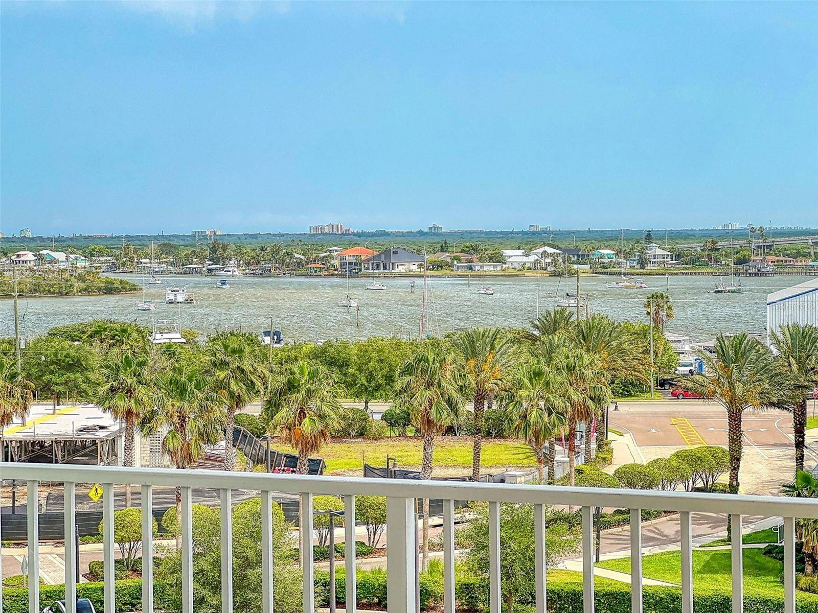New Smyrna Beach, FL 32169,5 RIVERWALK DR #601