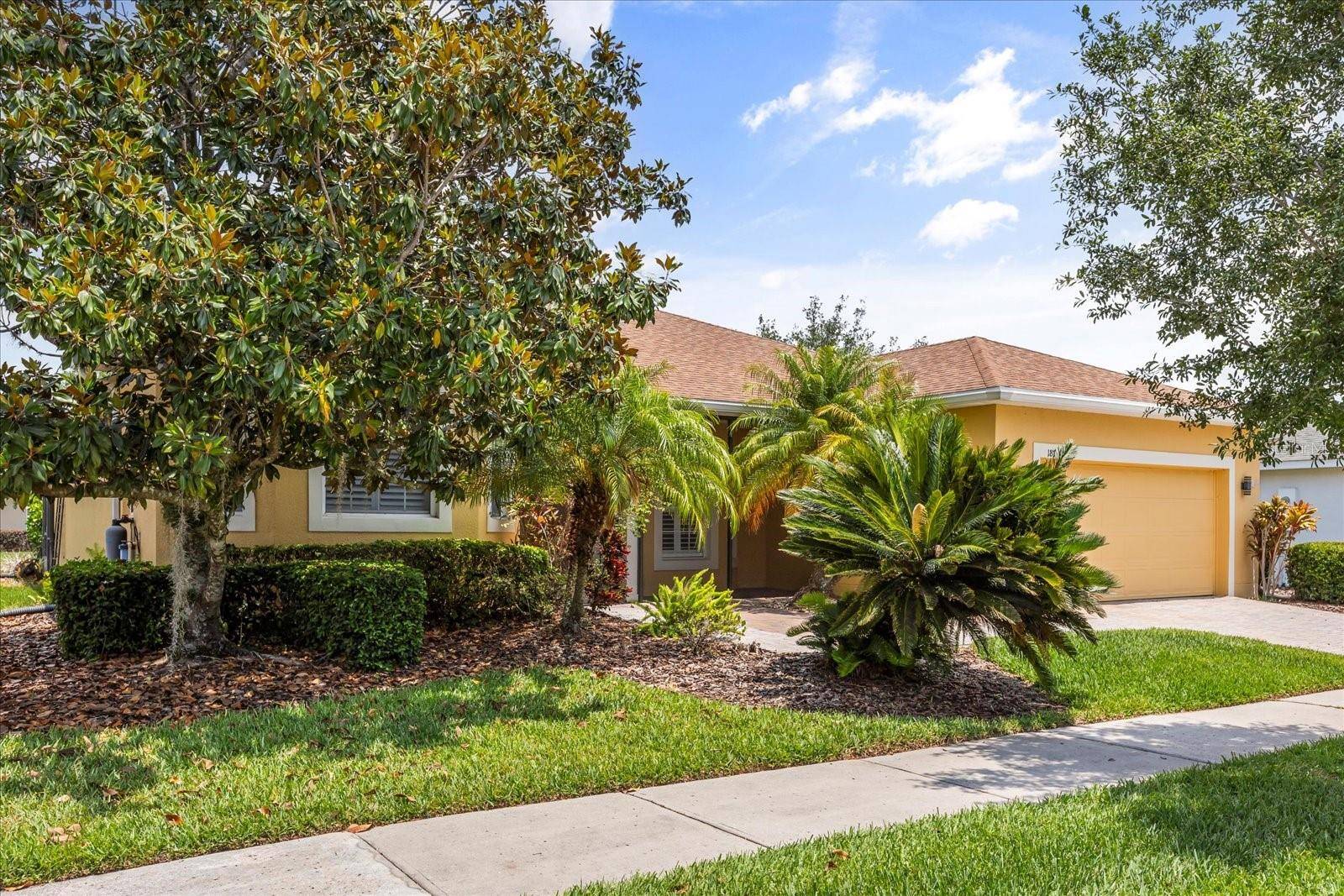 Kissimmee, FL 34759,187 TALL PINES PASS