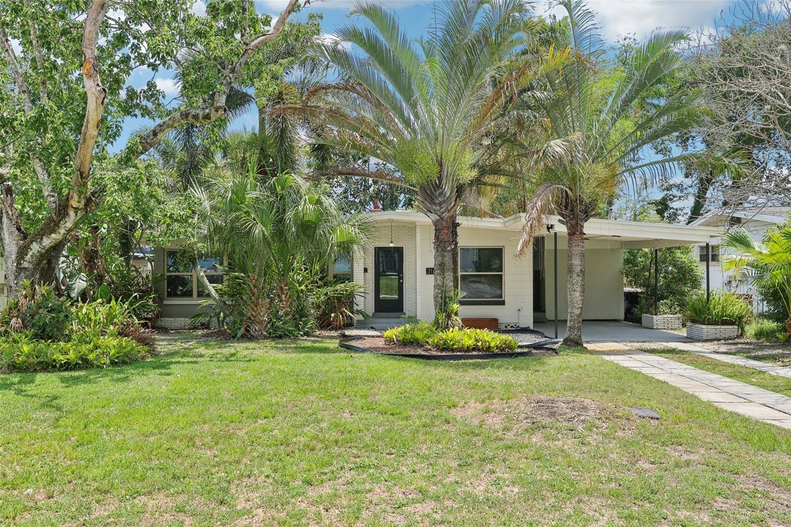 Orlando, FL 32806,318 E JERSEY ST