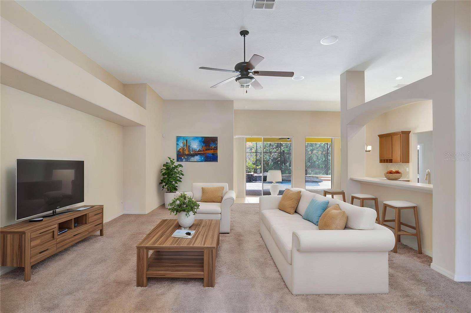Apopka, FL 32712,626 GREEN ROCK CT