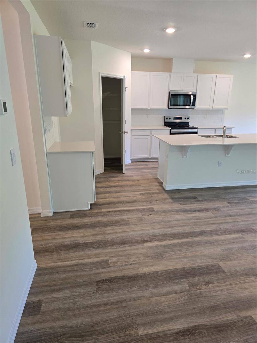 Daytona Beach, FL 32124,1028 MORFONTAINE ST