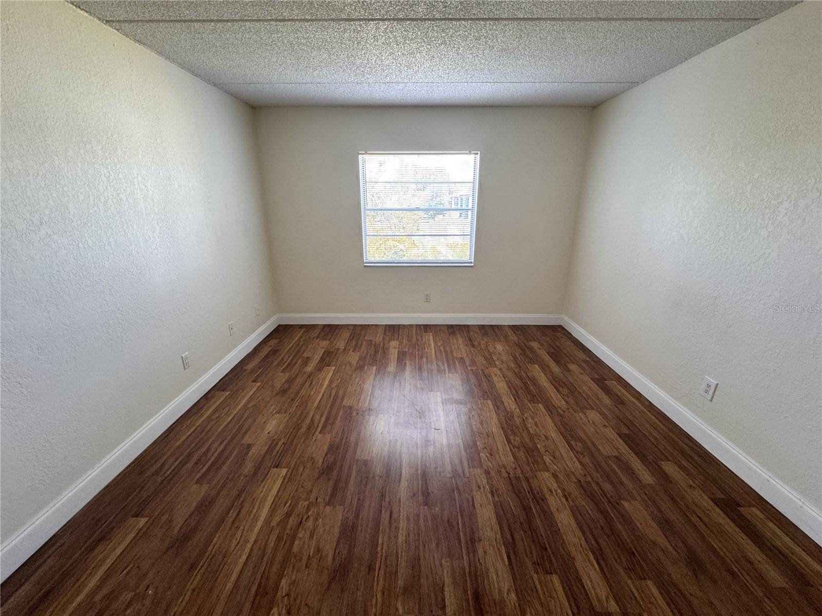 Tampa, FL 33613,2850 SOMERSET PARK DR #201