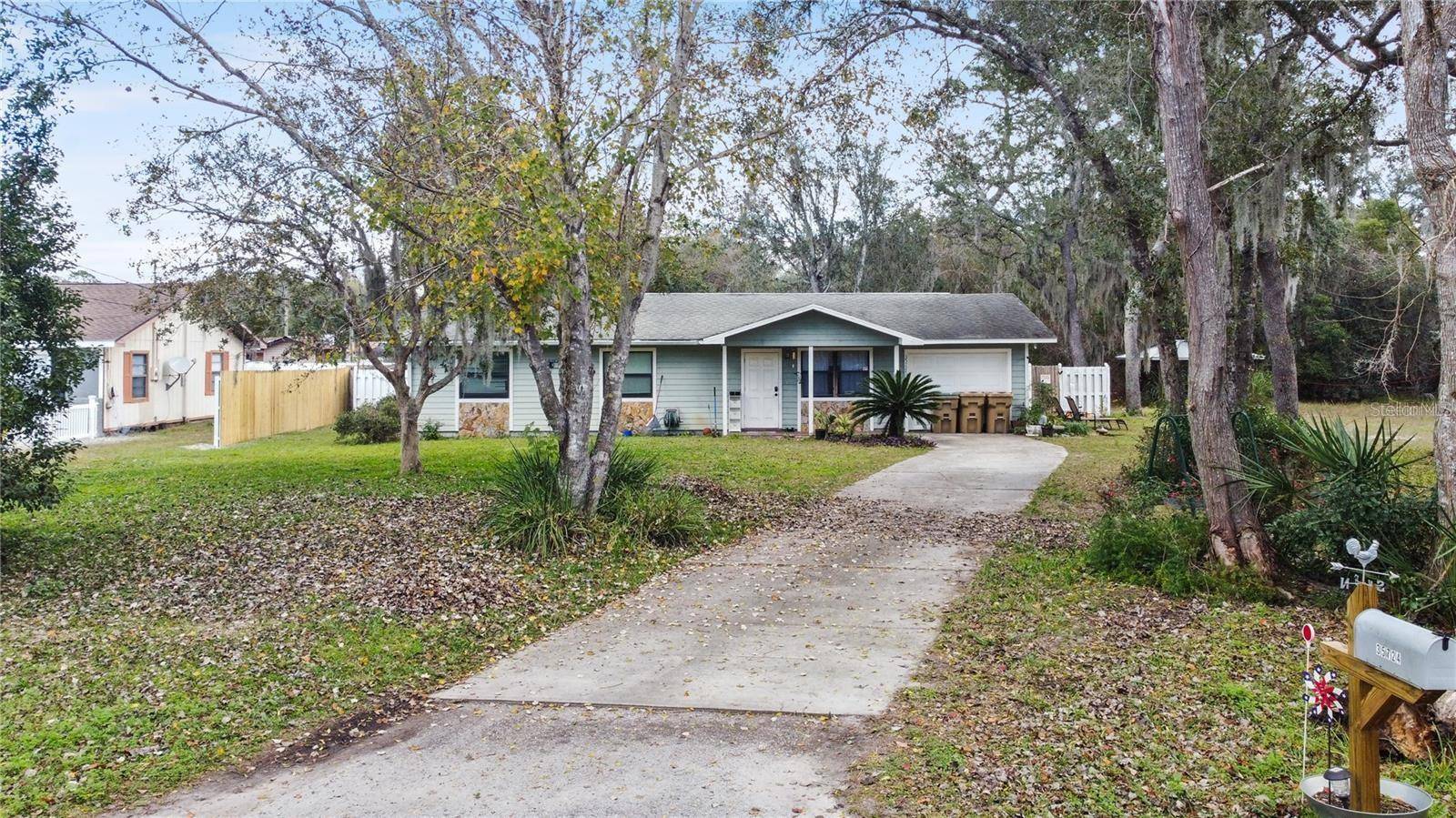 Leesburg, FL 34788,35724 DAWN DR