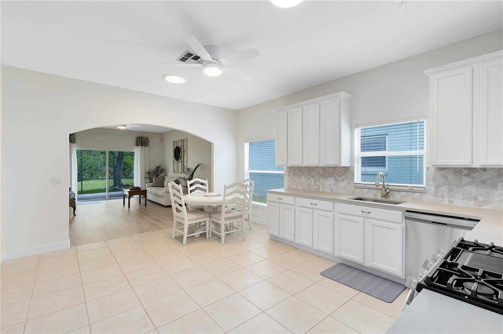 Orlando, FL 32828,516 BRETT CT