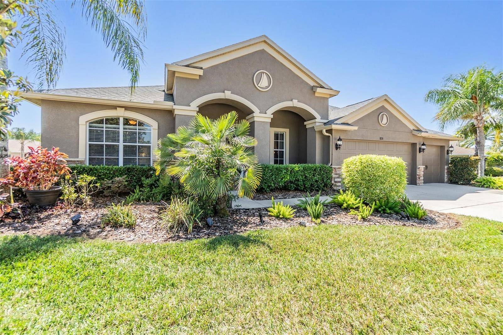 Land O Lakes, FL 34638,8721 CRYSTAL CREEK CT