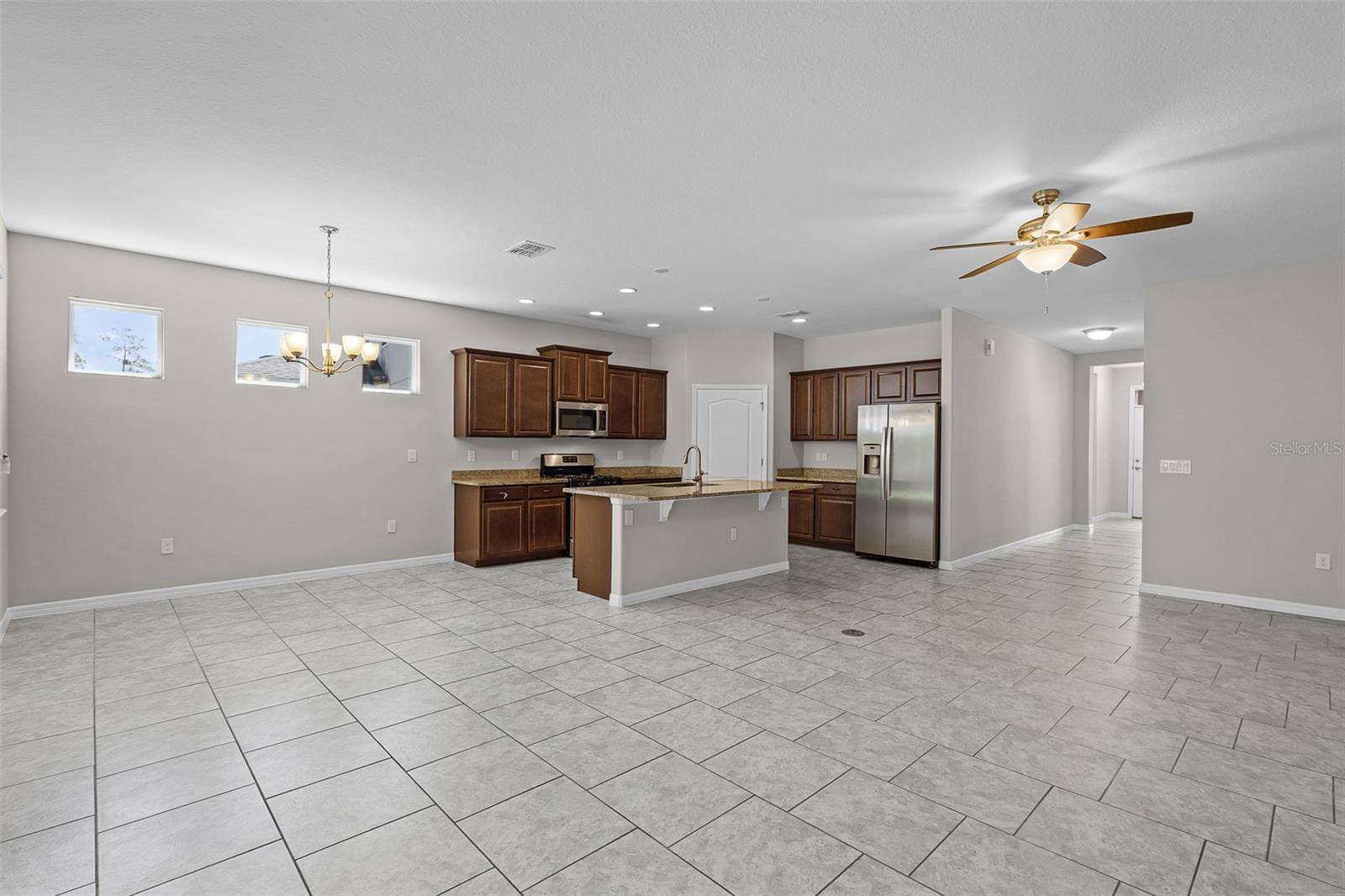 Deland, FL 32724,405 E FREESIA CT