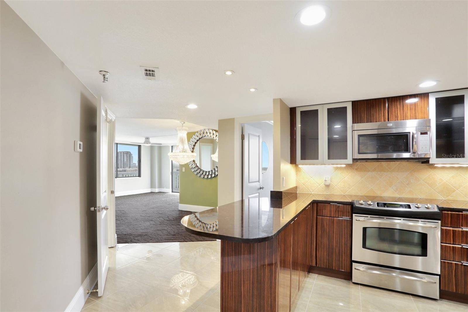 Orlando, FL 32803,400 E COLONIAL DR #1202