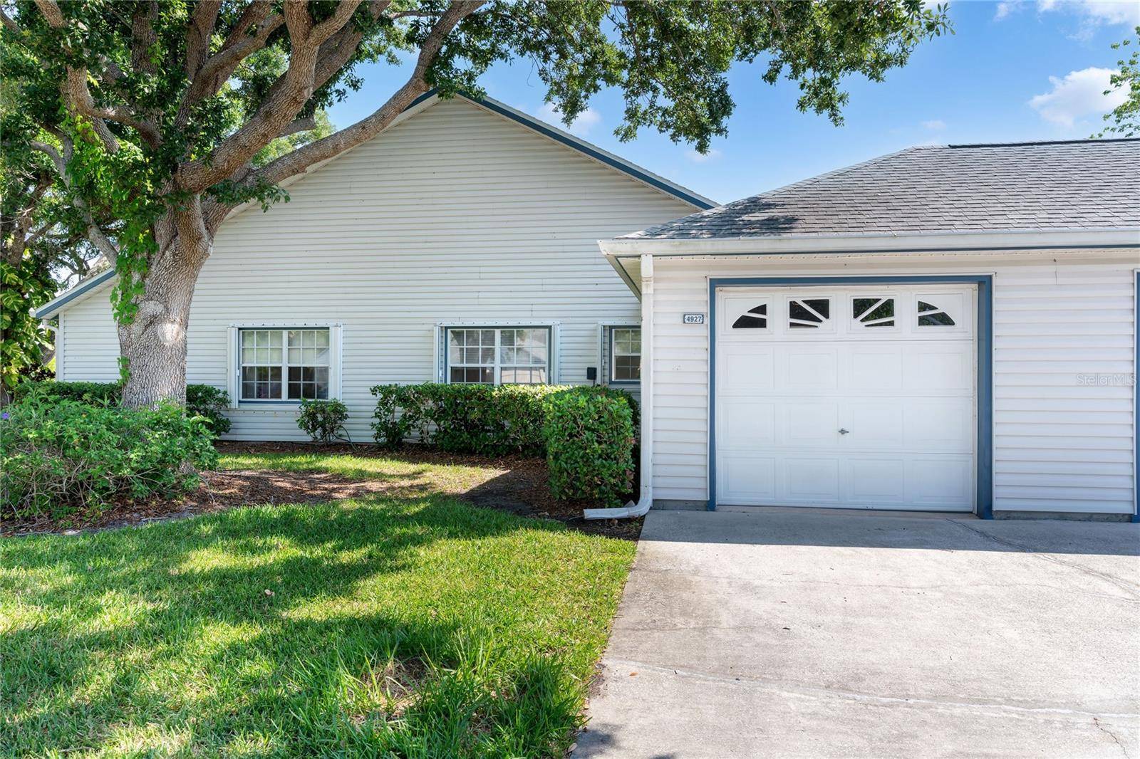 Melbourne, FL 32901,4927 LAKE WATERFORD WAY W #1-202