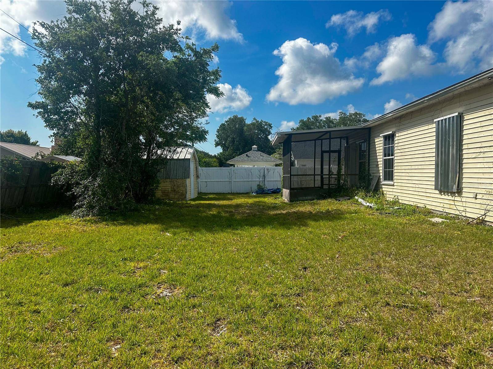 Edgewater, FL 32141,3123 TAMARIND DR