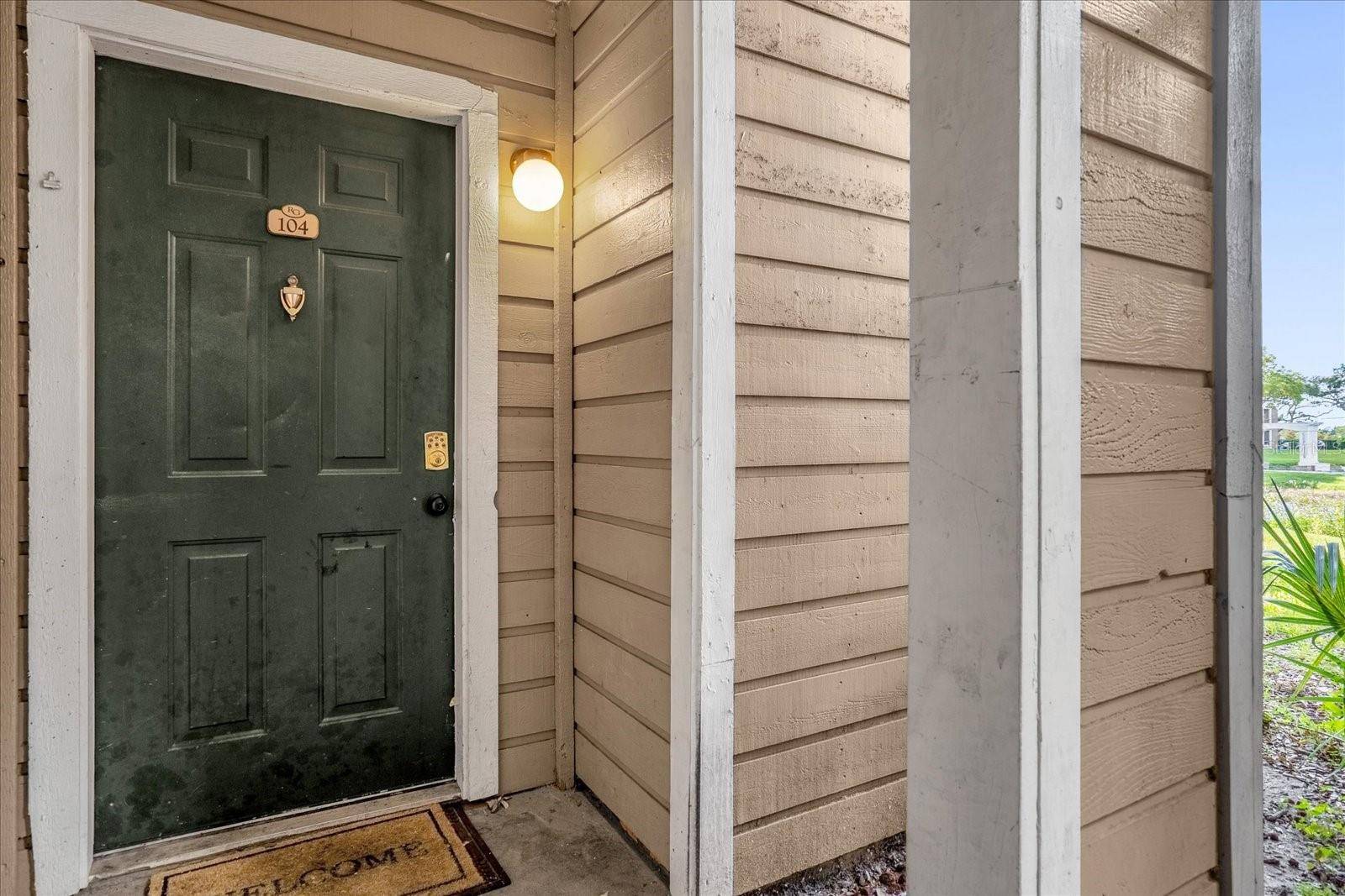 Orlando, FL 32822,4400 THORNBRIAR LN #104