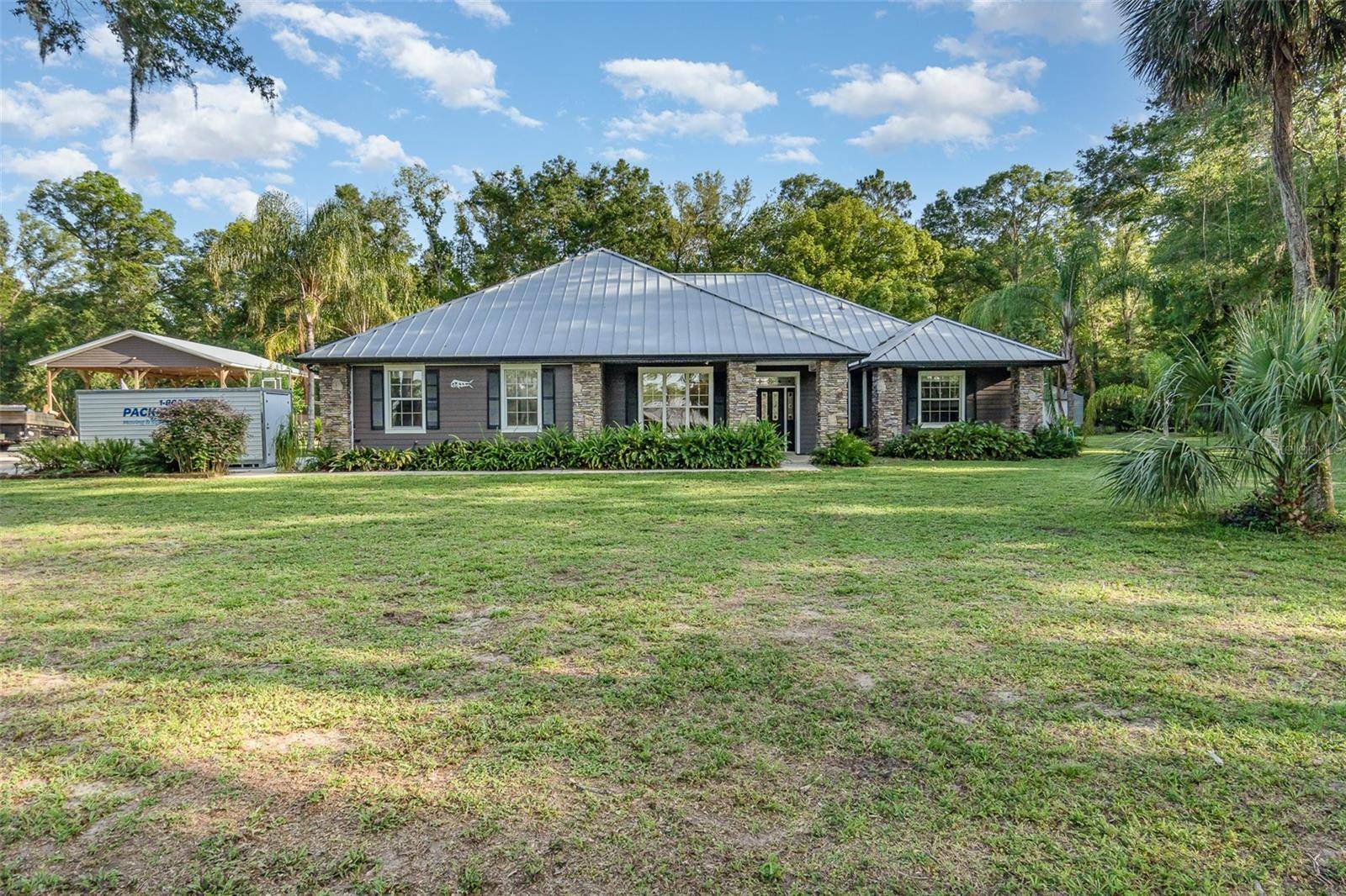 Lake Helen, FL 32744,433 TANGERINE AVE