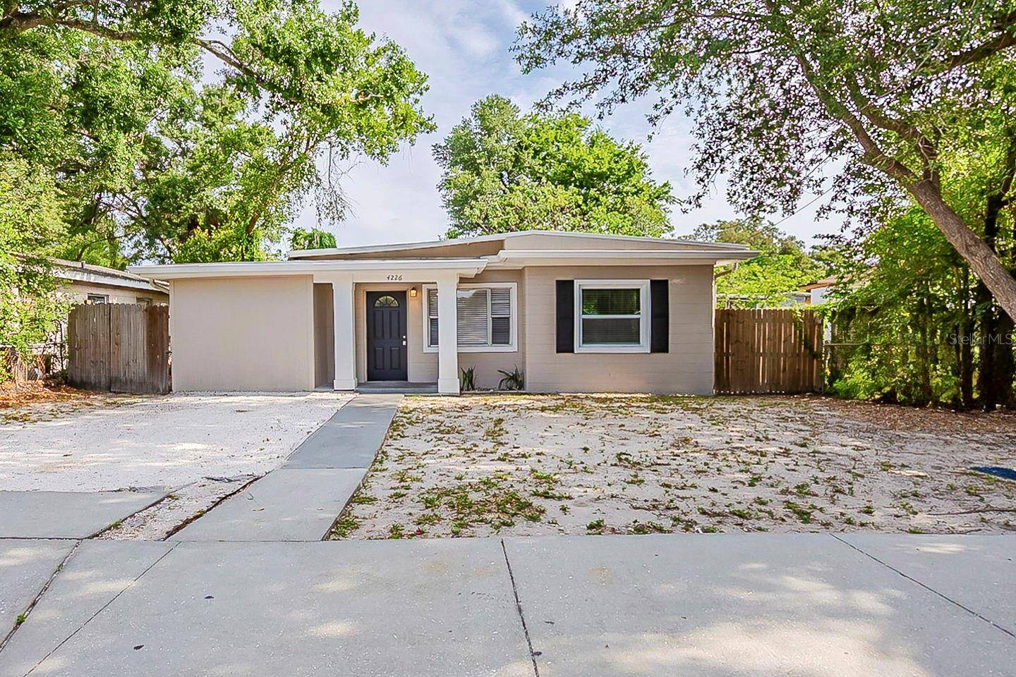 Tampa, FL 33610,4226 E EMMA ST