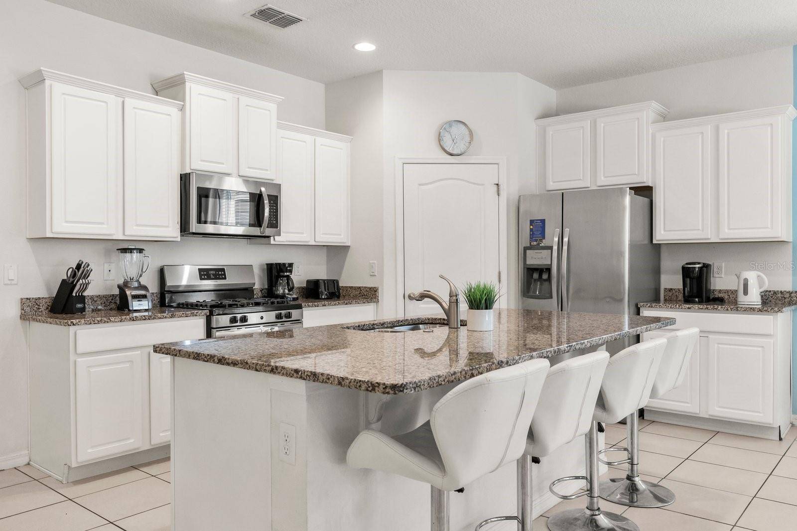 Davenport, FL 33837,7041 OAKWOOD ST