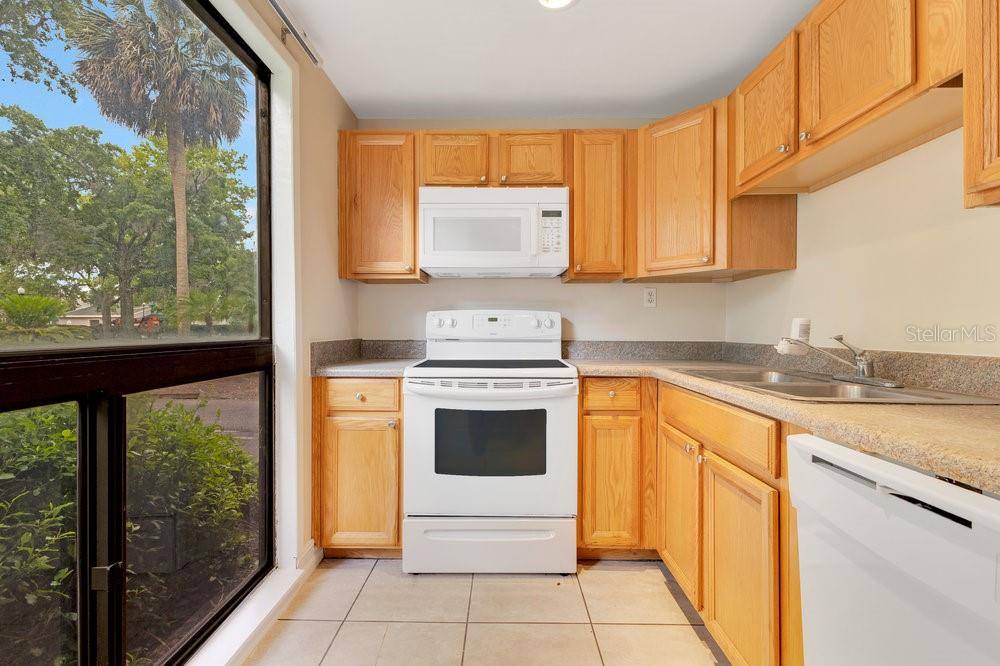 Winter Springs, FL 32708,419 SHEOAH BLVD #27