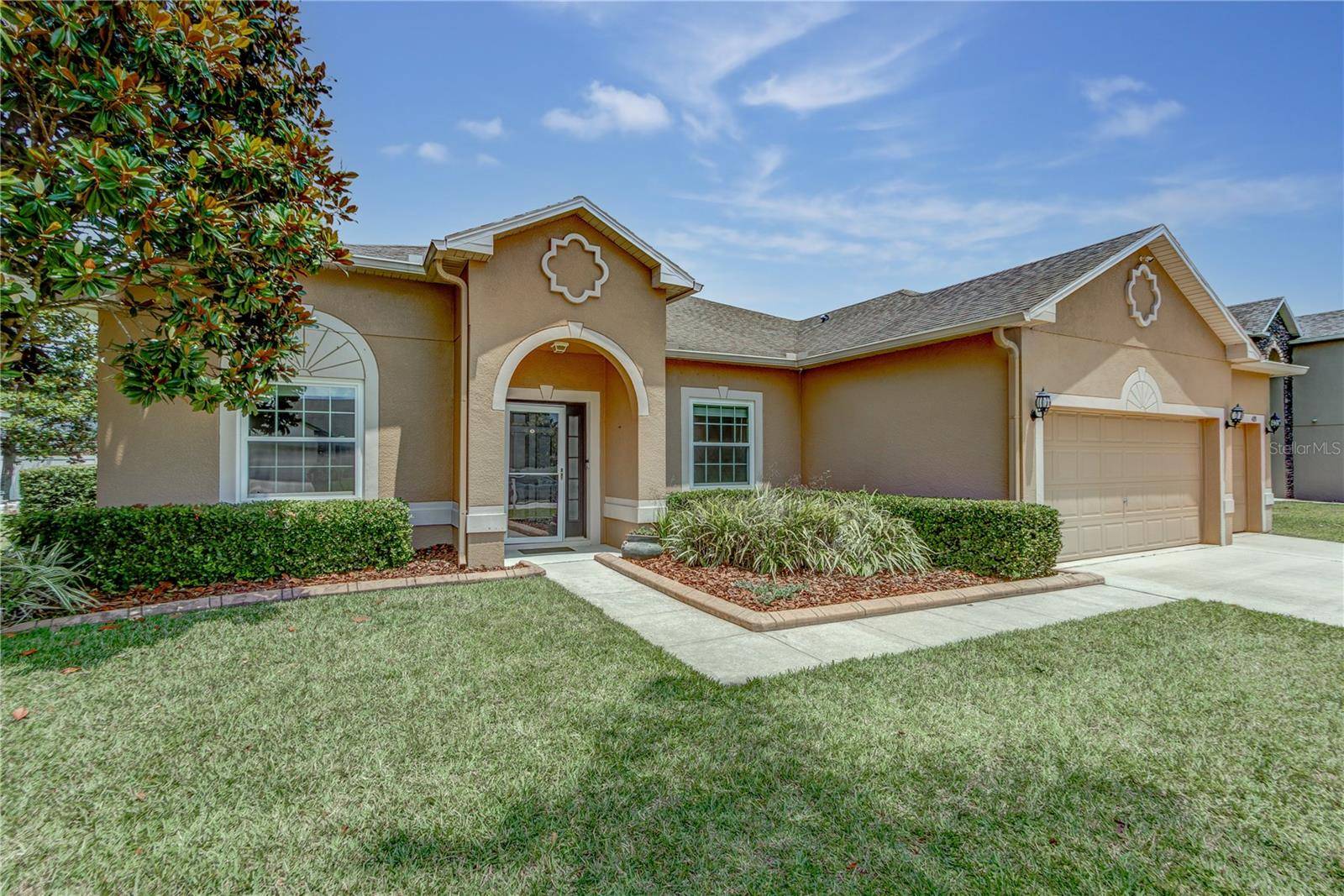 Chuluota, FL 32766,420 TULIPWOOD LN