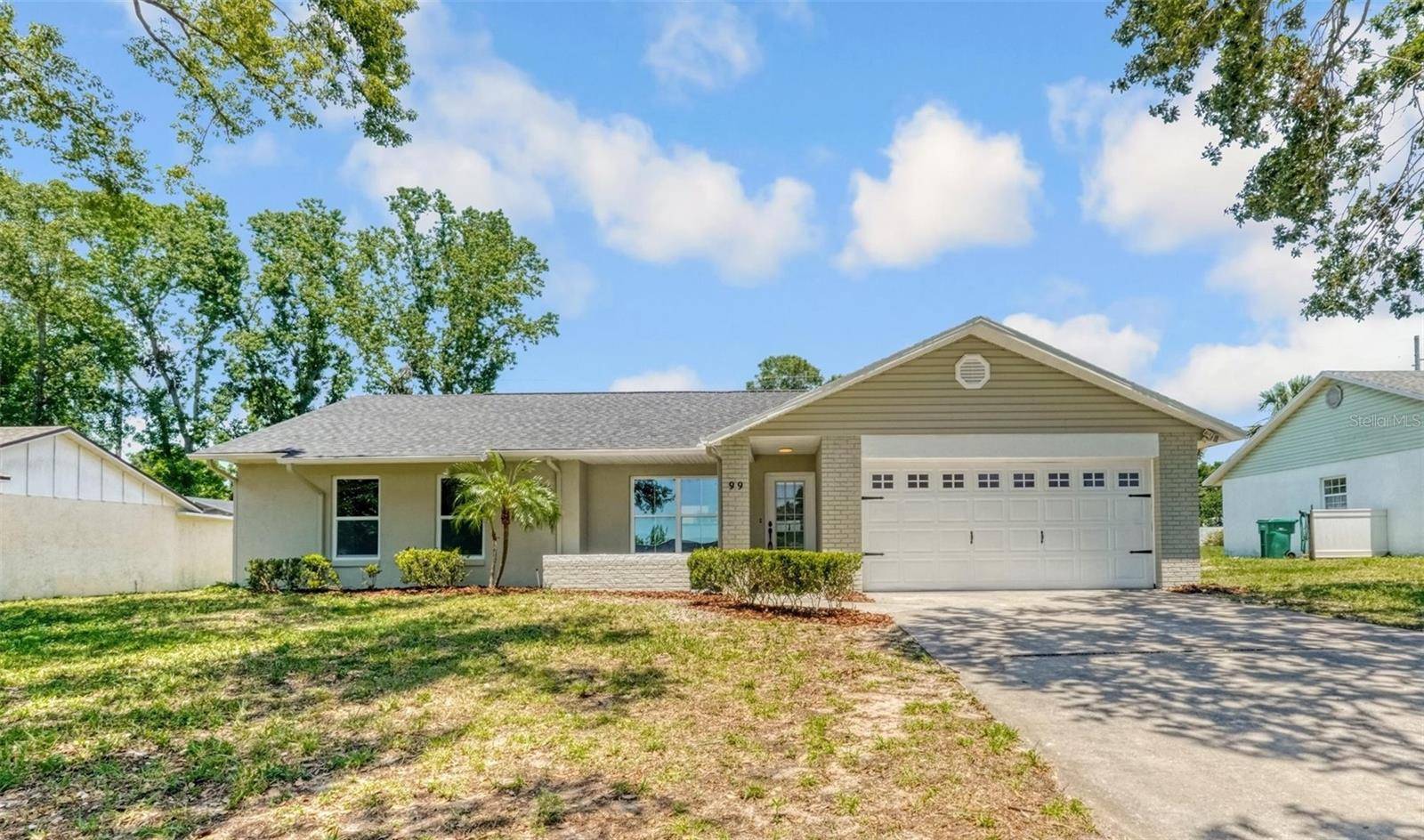 Eustis, FL 32726,99 EASTRIDGE DR