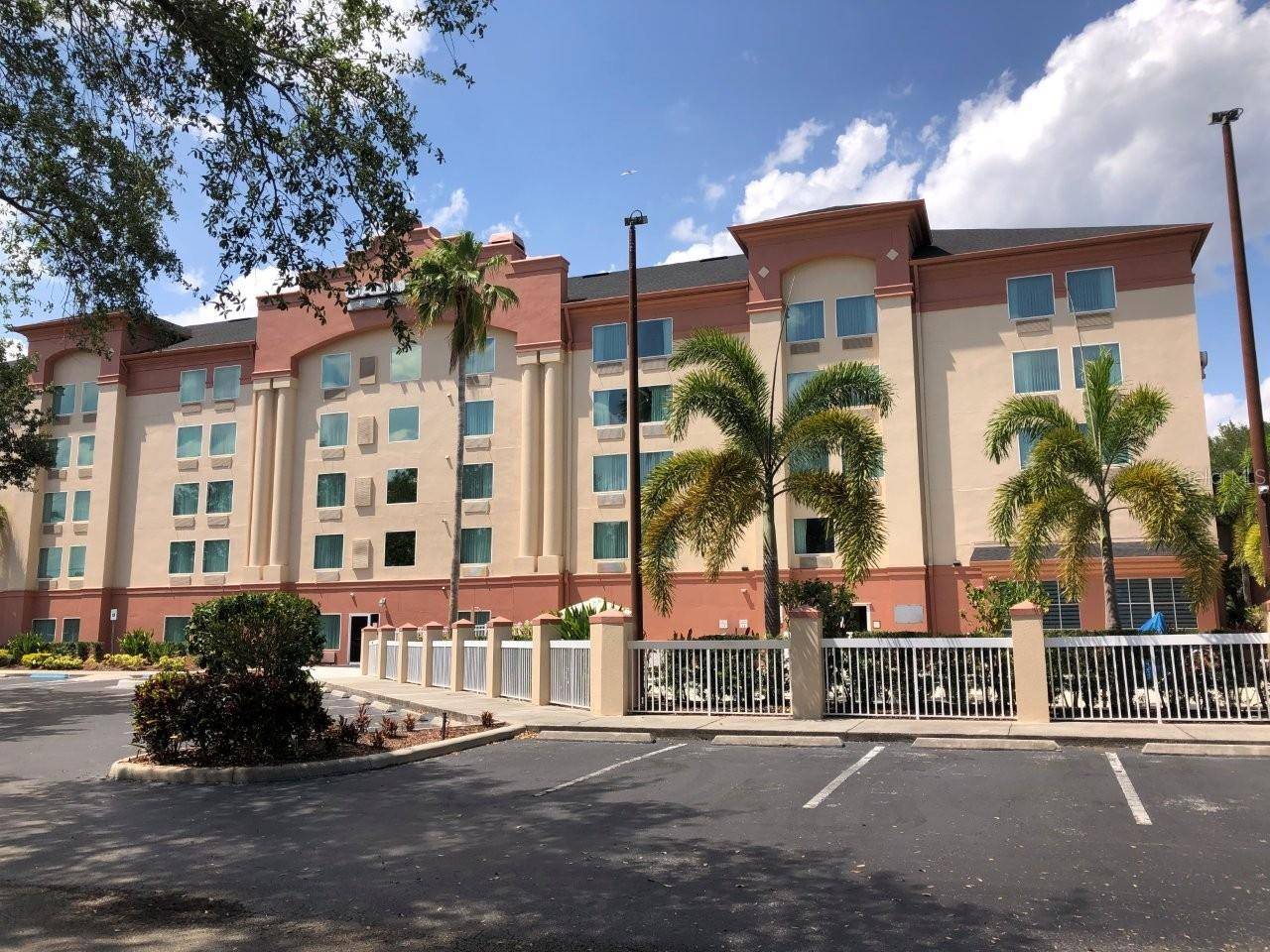 Kissimmee, FL 34747,3000 MAINGATE LN #210