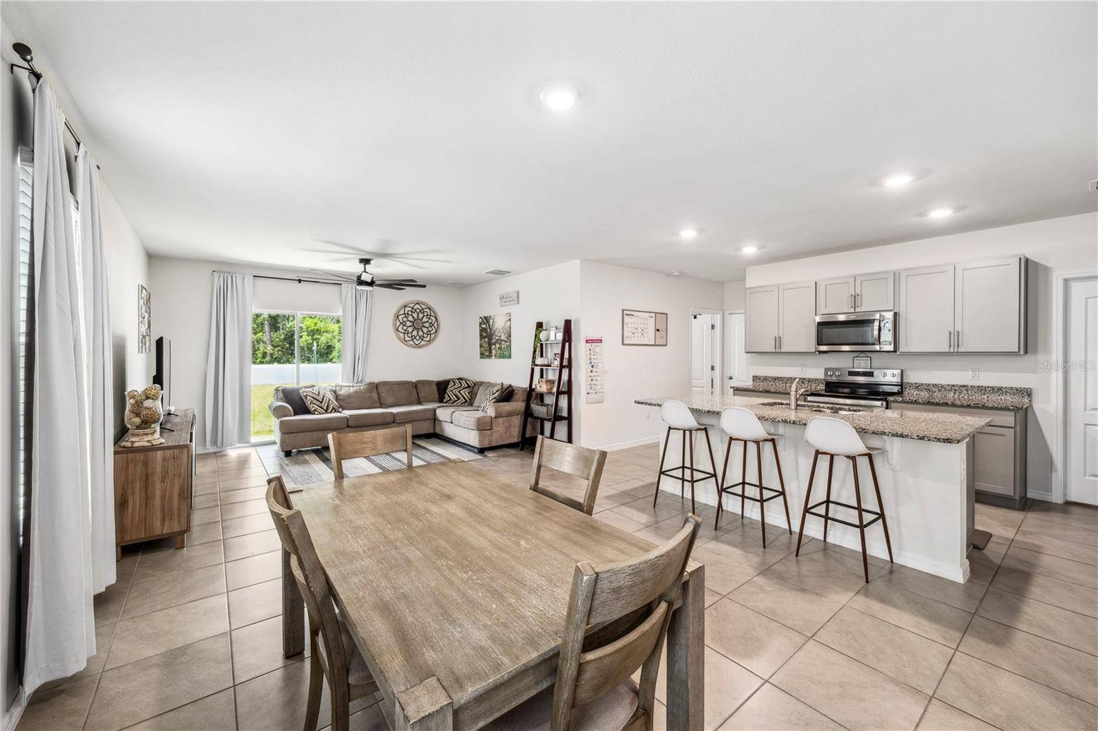 New Smyrna Beach, FL 32168,266 CARYOTA CT