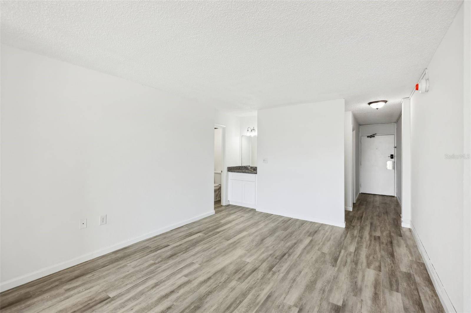 Daytona Beach, FL 32118,935 S ATLANTIC AVE #302