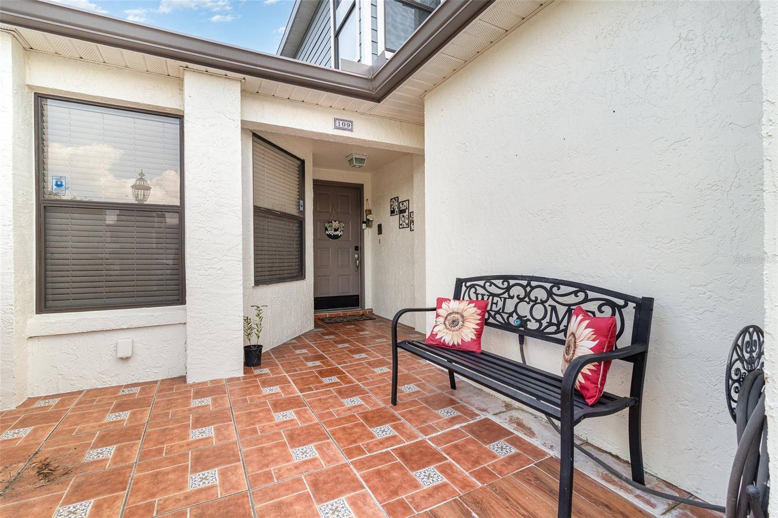 Kissimmee, FL 34743,109 LAKEPOINTE CIR