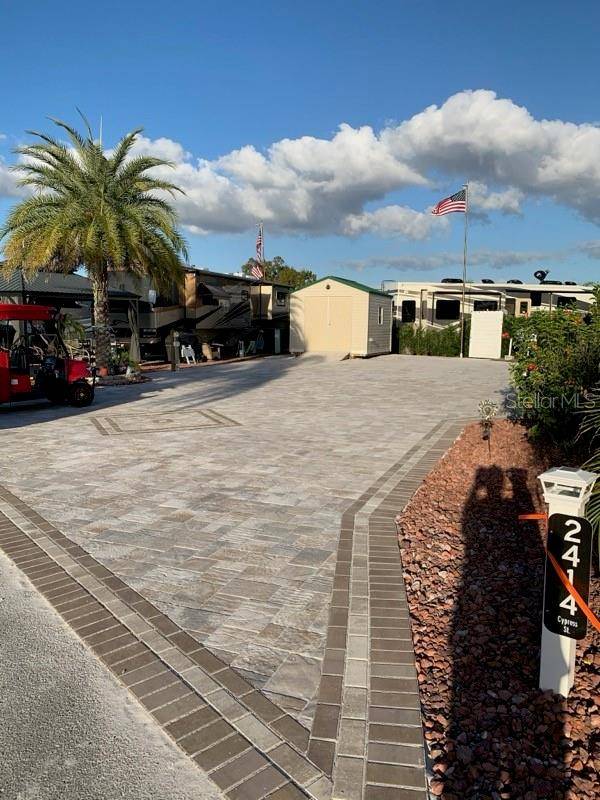 Clermont, FL 34714,2414 CYRPESS ST #232