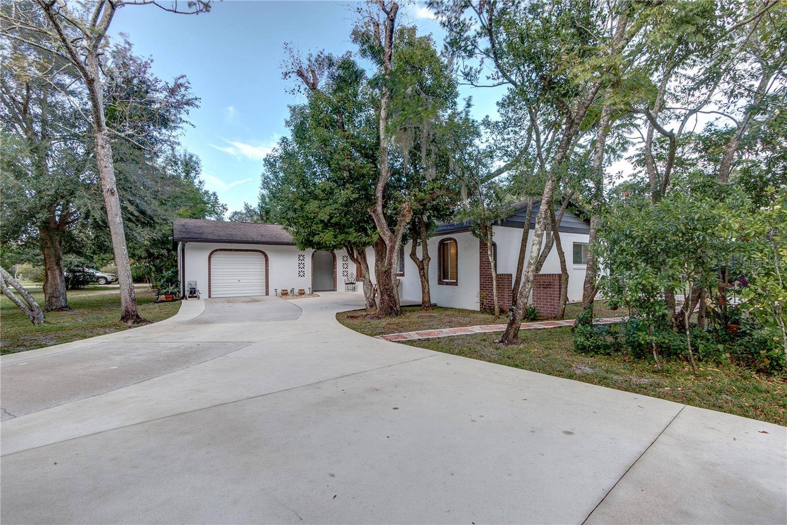Chuluota, FL 32766,205 ELAINE PL