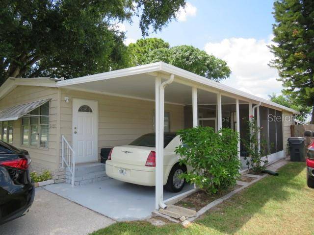 Polk City, FL 33868,5420 GOLDEN GATE BLVD
