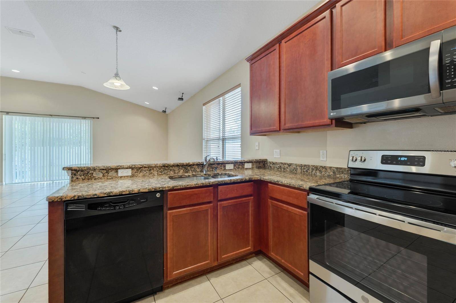 Orlando, FL 32817,8116 TUMERIC CT