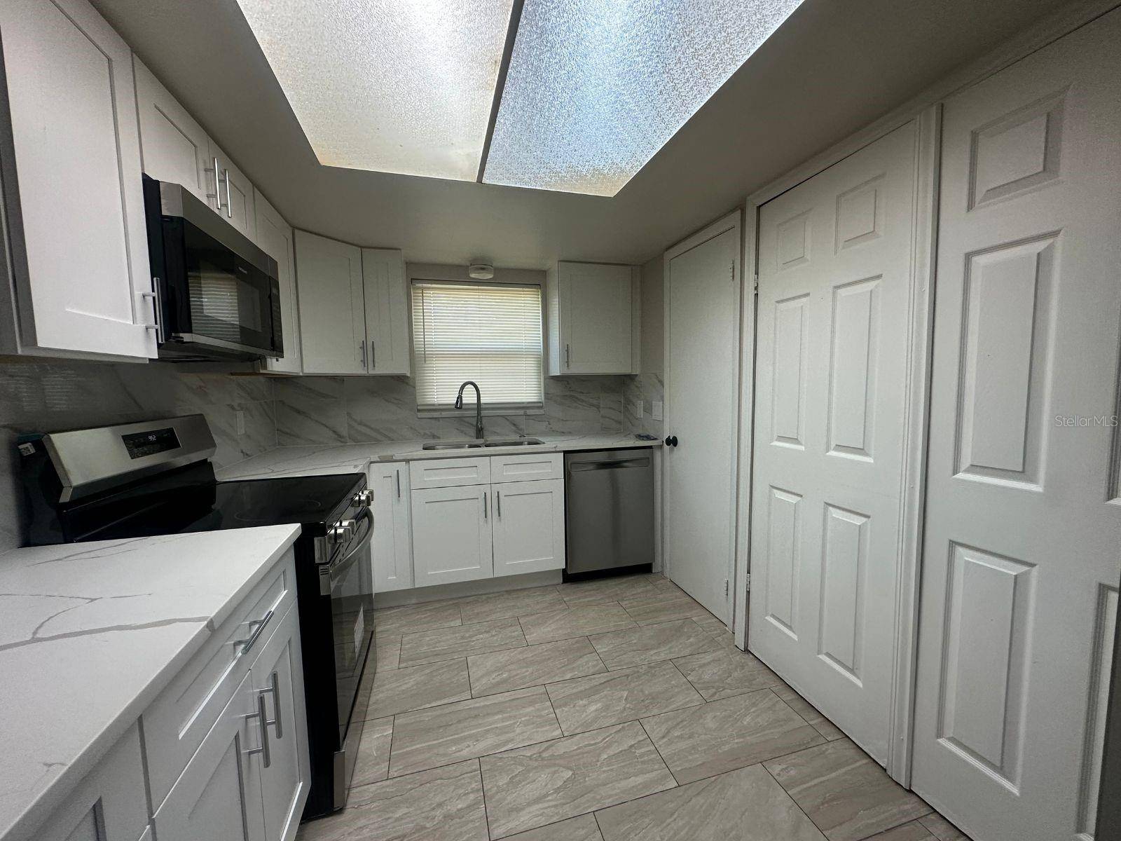 Orlando, FL 32837,9908 SWEEPSTAKES LN #GE