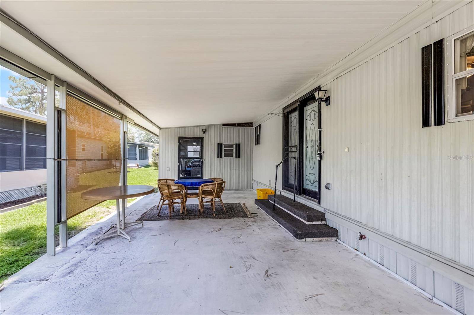 Eustis, FL 32726,200 PALM MEADOWS DR