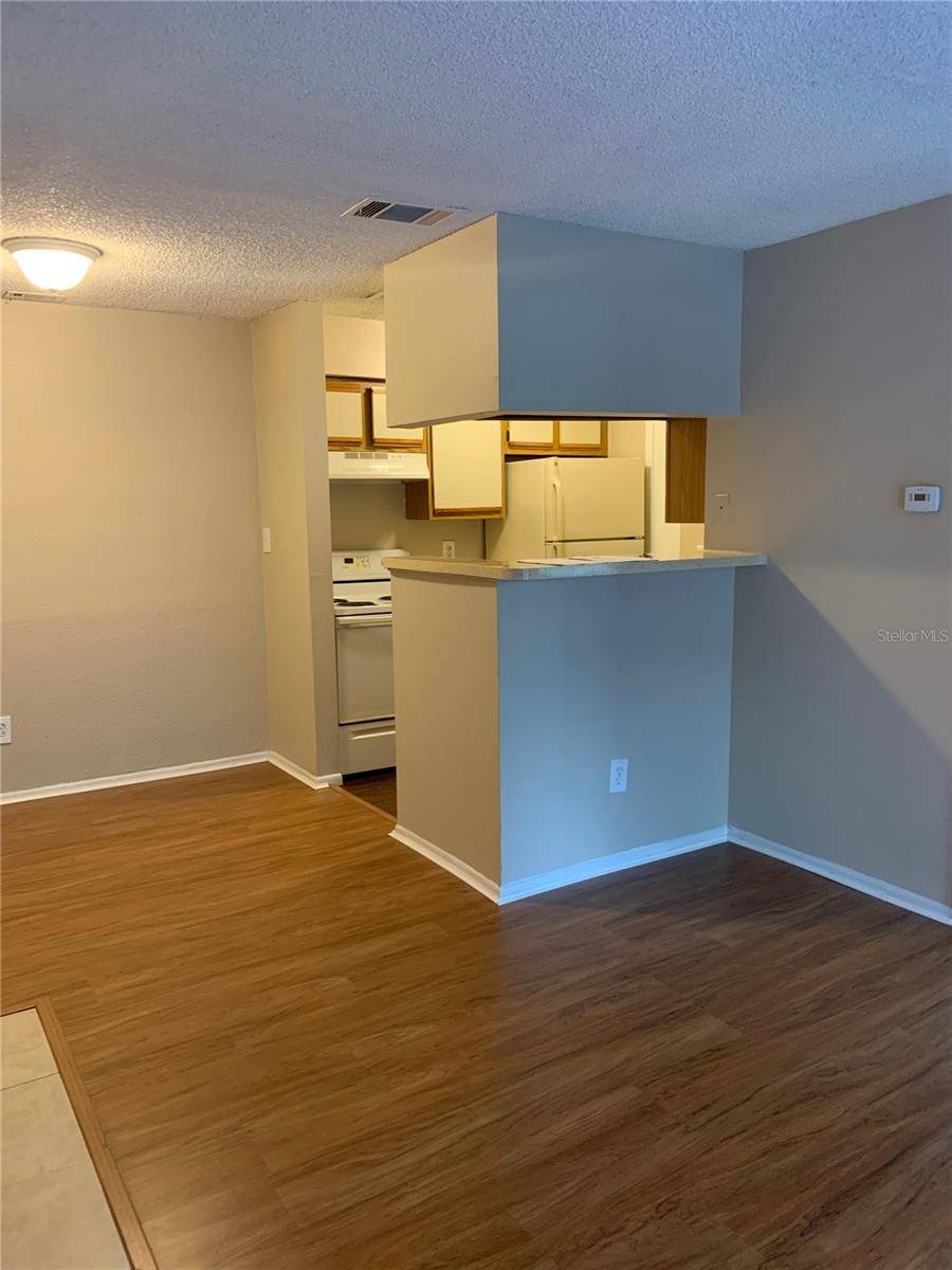 Altamonte Springs, FL 32714,238 AFTON SQ #106